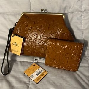 Patricia Nash Set NWT